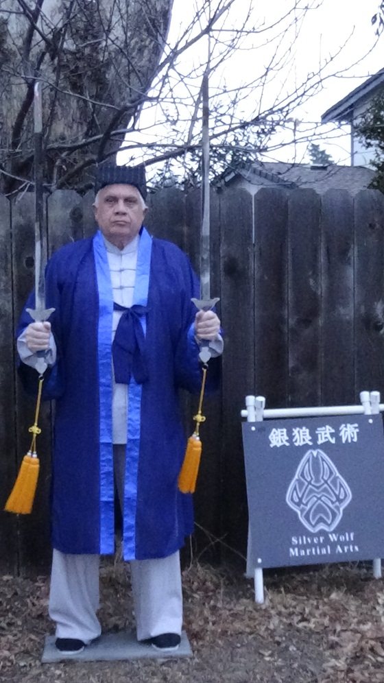 Blue_BluePisha with swords