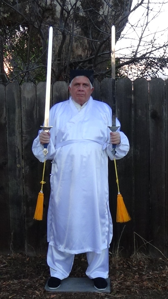 White Pisha with swords